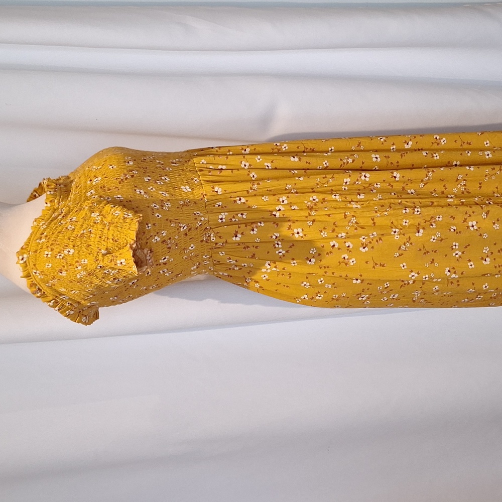 Yarn & Sea maxi dress with off the shoulder smocked top size L mustard gold - Picture 4 of 6